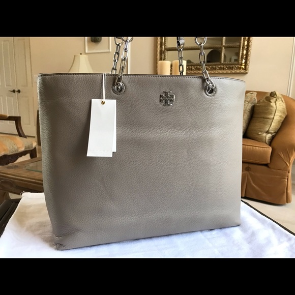 Tory Burch Handbags - NEW TORY BURCH Gray Leather FRIDA SHOULDERBAG Tote